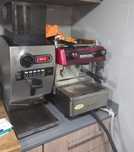 Máquina de café profissional e moinho