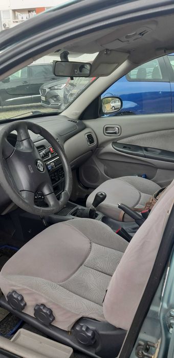 Nissan Almera bom estado