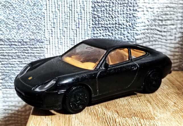 Машина коллекционная Burago Porsche 911 Carerra (Италия) 1:43