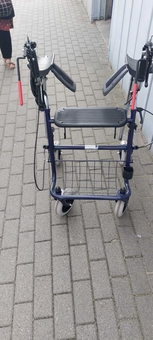 Podpórka czterokołowa stalowa, z podparciem pod łokcie