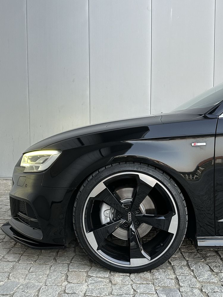 Audi A3 3xS-line (Trato de credito )