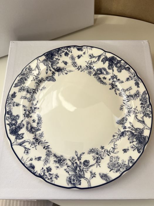 Набір тарілок dior