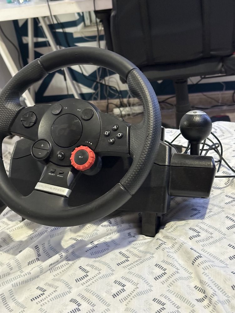 VOLANTE+PEDAIS+SHIFTER Logitech driving force Gt