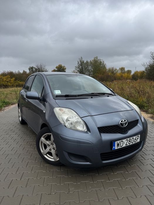 Toyota Yaris 2 1,33 - 101 KM VVTI 2009