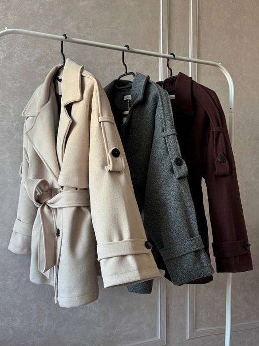 Пальто жіноче з теплою підкладкою Фото реальні