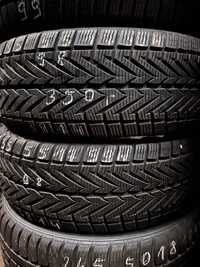 (98) 235/55R17 99H  Vredestein WintracXtreme