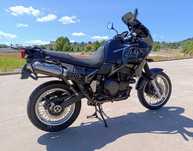 Moto trail clássica Triumph Tiger 900 T400