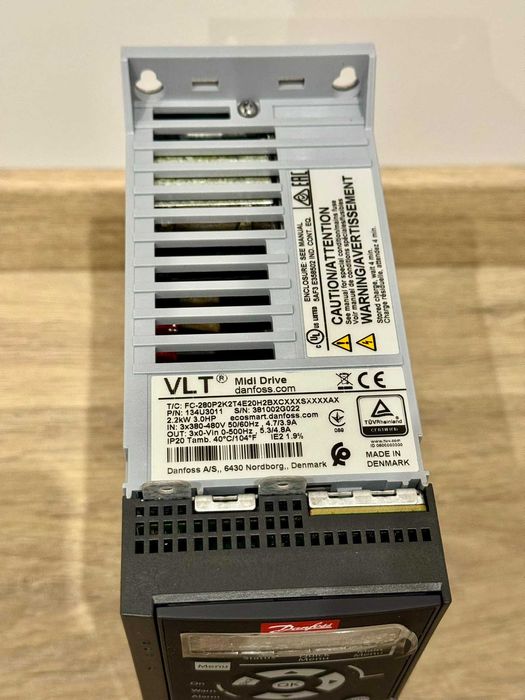 Falownik Inwerter Danfoss VLT 2,2kW FC-280