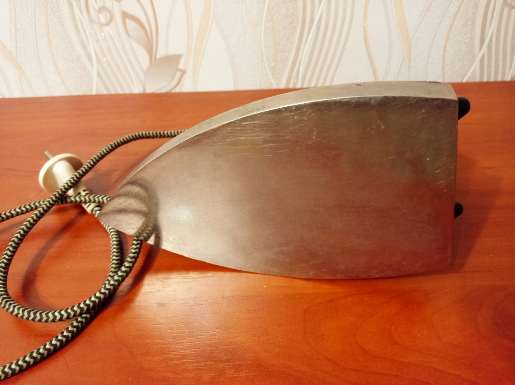 Праска утюг часів СССР в роб стані