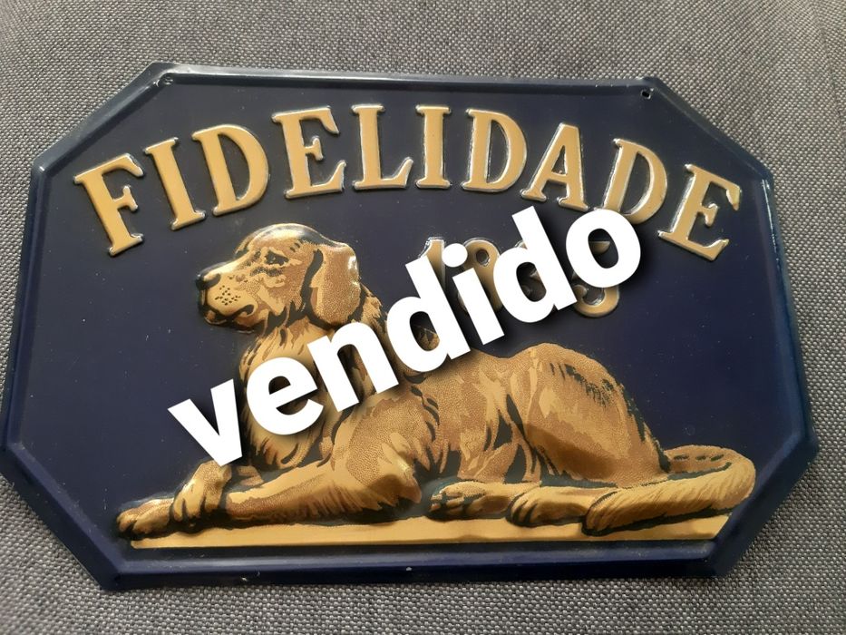 Chapa ou placa antiga de seguro - predio e automovel.