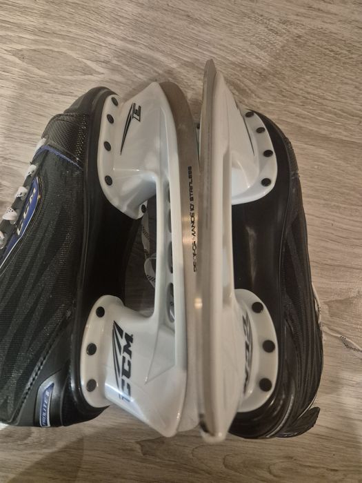 Łyżwy hokejowe CCM RBZ