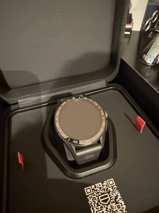 Tag Heuer Connected Bright Black Edition