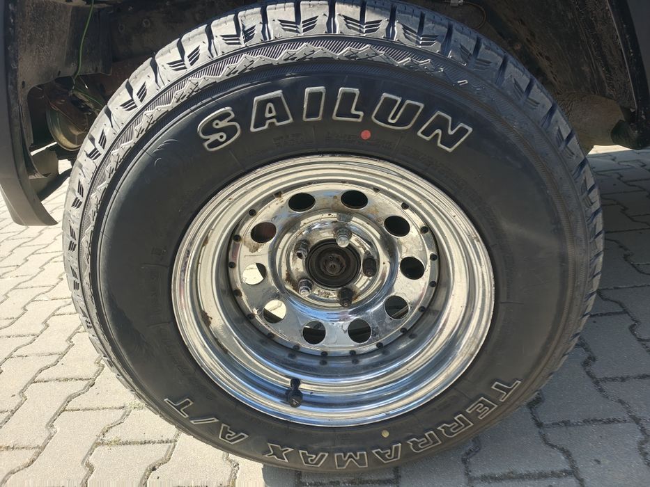Opony całoroczne 235/75 r15 saulin terramax at 24 rok