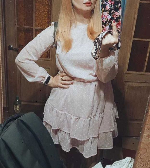 Ніжна рожева сукня Sinsay