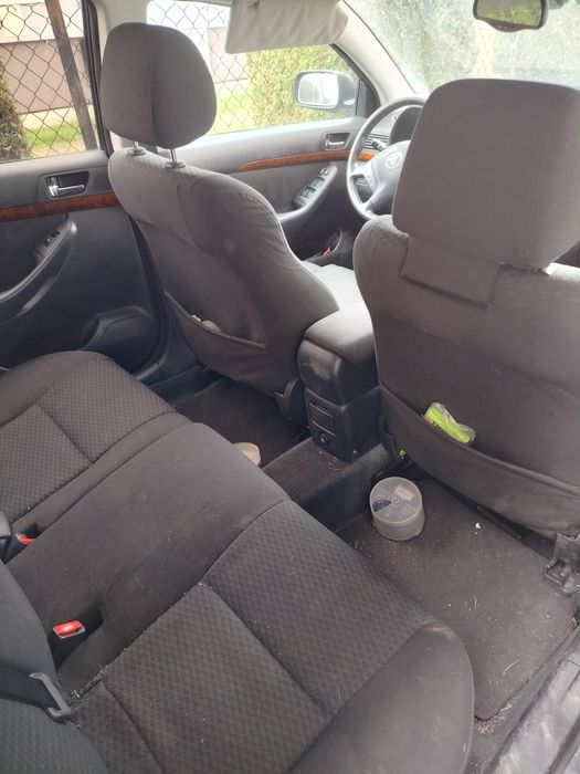 Toyota Avensis combi