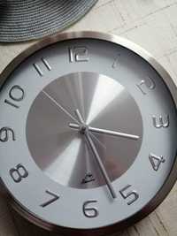 Zegar ścienny srebrny