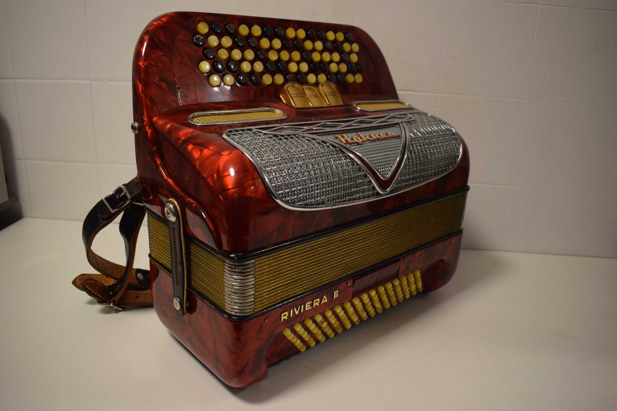 Acordeao hohner Riveira II 2  Voz 96 Baixos, N .252