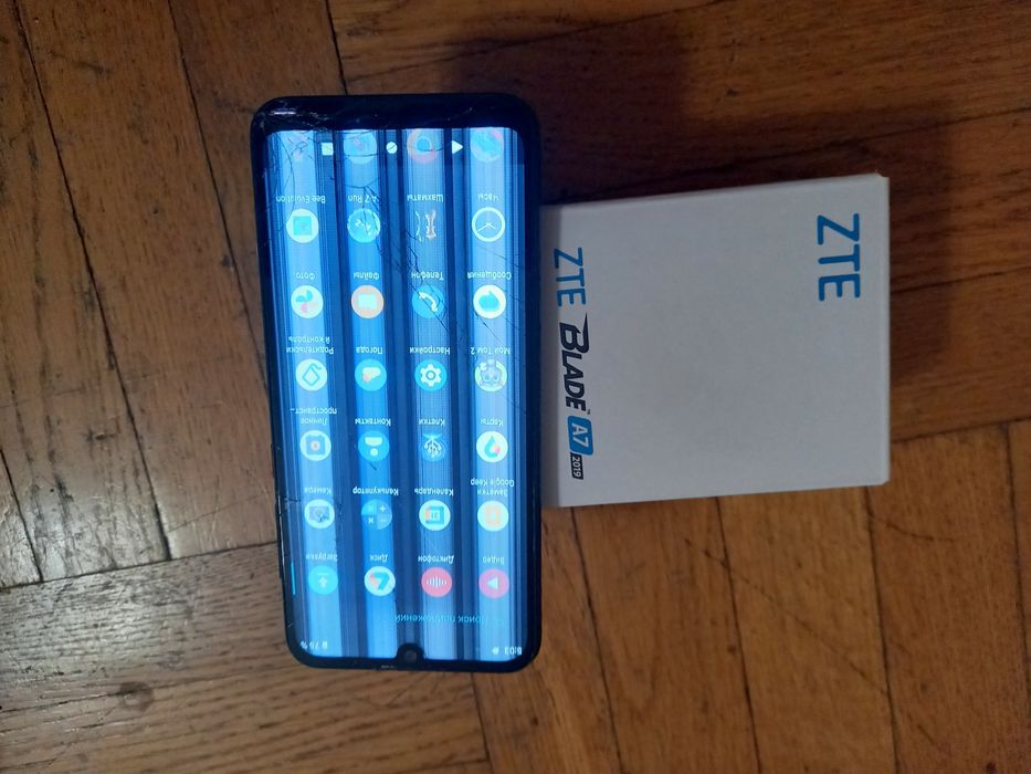 Смартфон ZTE Blade A7 на запчасти