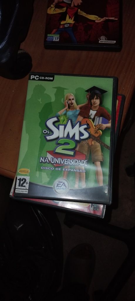Dois jogos de pc
