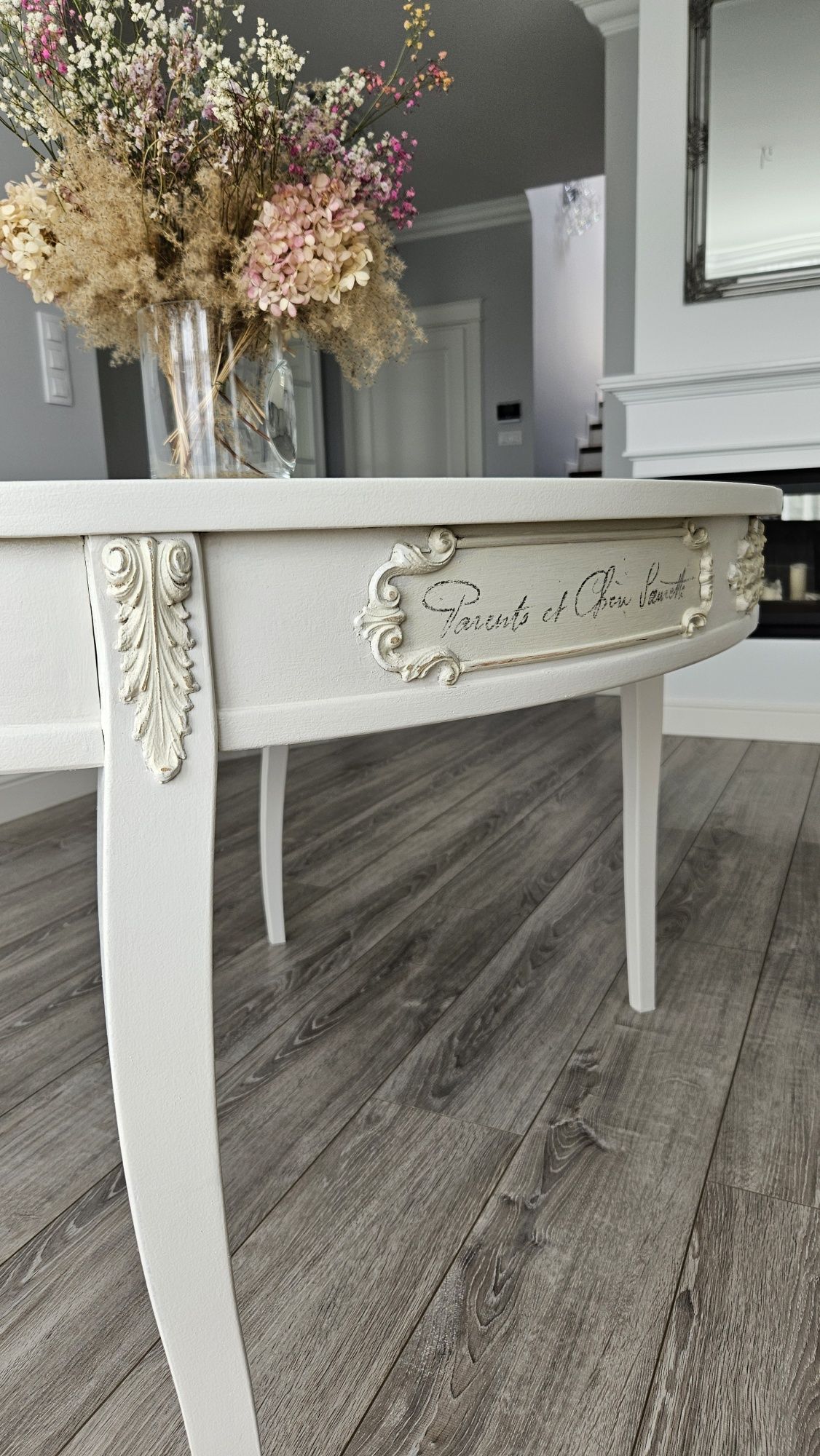 Piękny drewniany stół rzeźbienia ludwikowski stylowy shabby chic