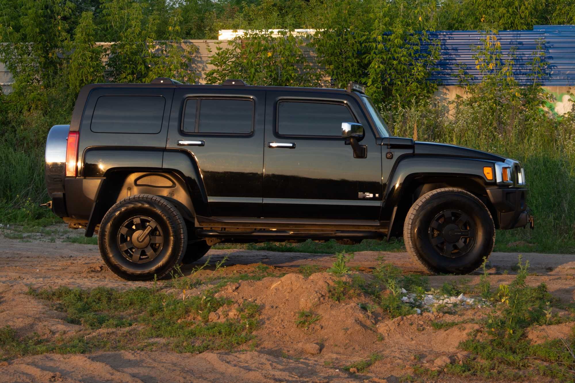 Настоящий Внедорожник Hummer H3 (рамный джип)