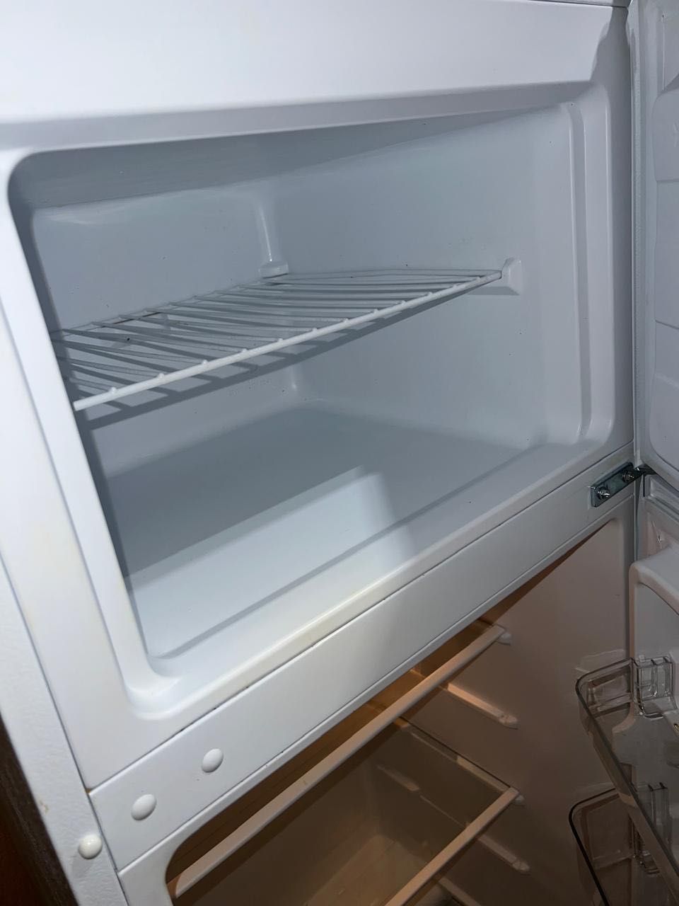 холодильник белый