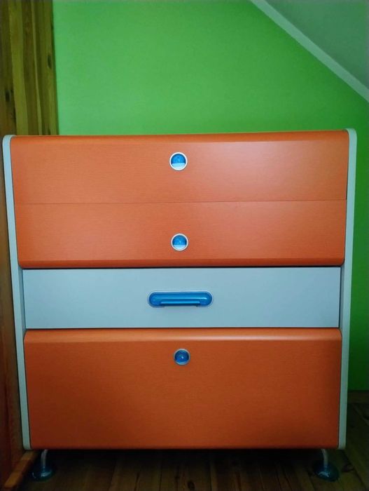 Black Red White komplet mebli Capslock – regały, komody, stolik