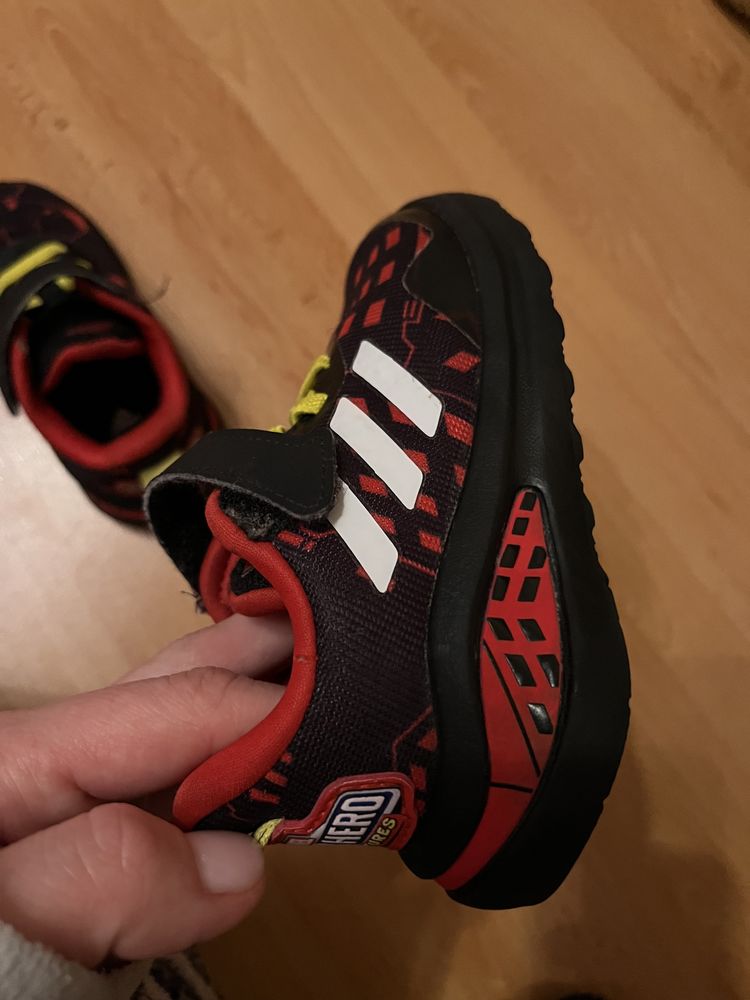 Дитячі кросівки Adidas 23 розмір