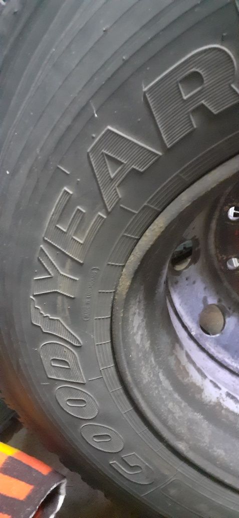 Opony Napędowe 315/80R22.5 Napęd Tył 4 szt