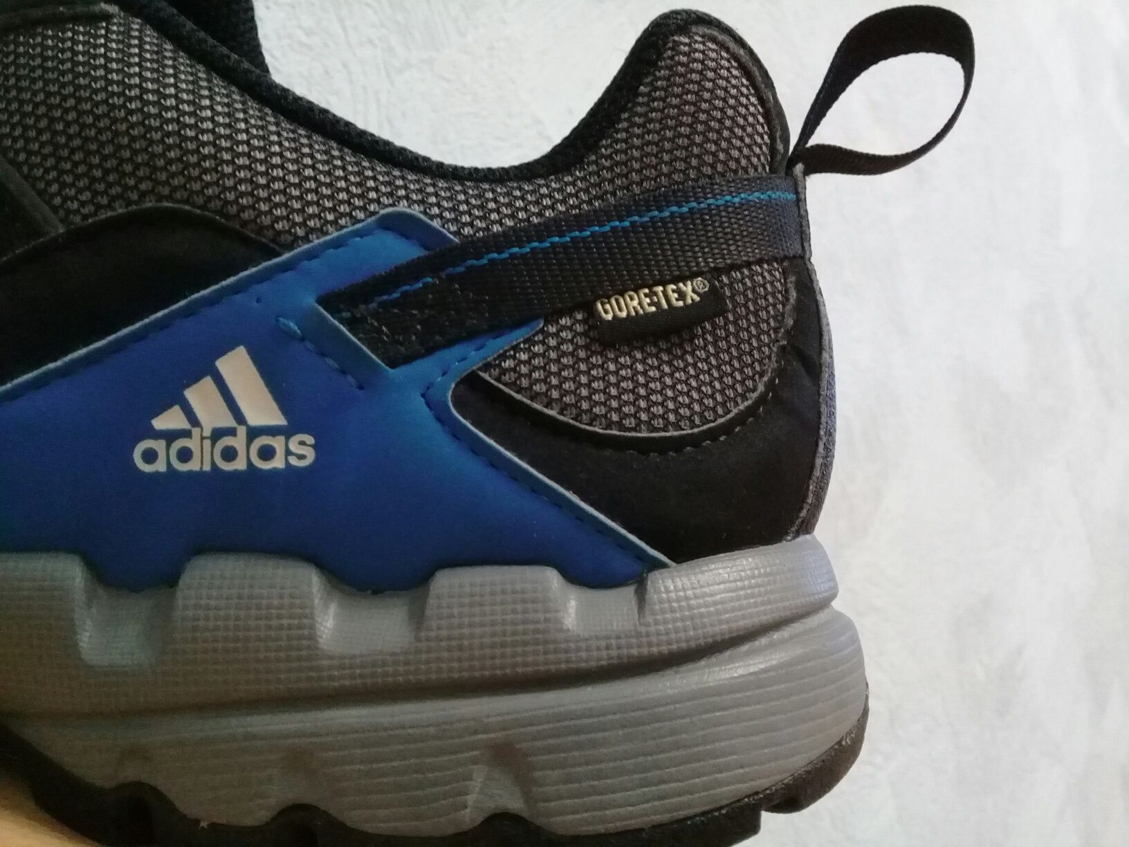 Adidas Terrex AX 1 GTX оригинал-полностью на Gore Tex+усиленный носок.