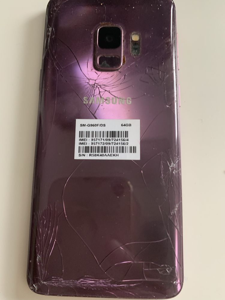 Samsung S9 телефон