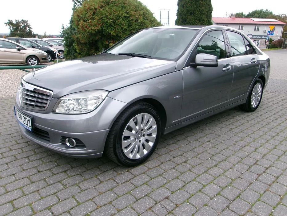 Mercedes-Benz Klasa C C 200  1.8  184 KM