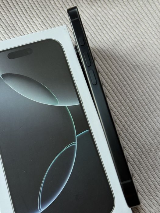 Iphone 16 pro black titanium 128gb