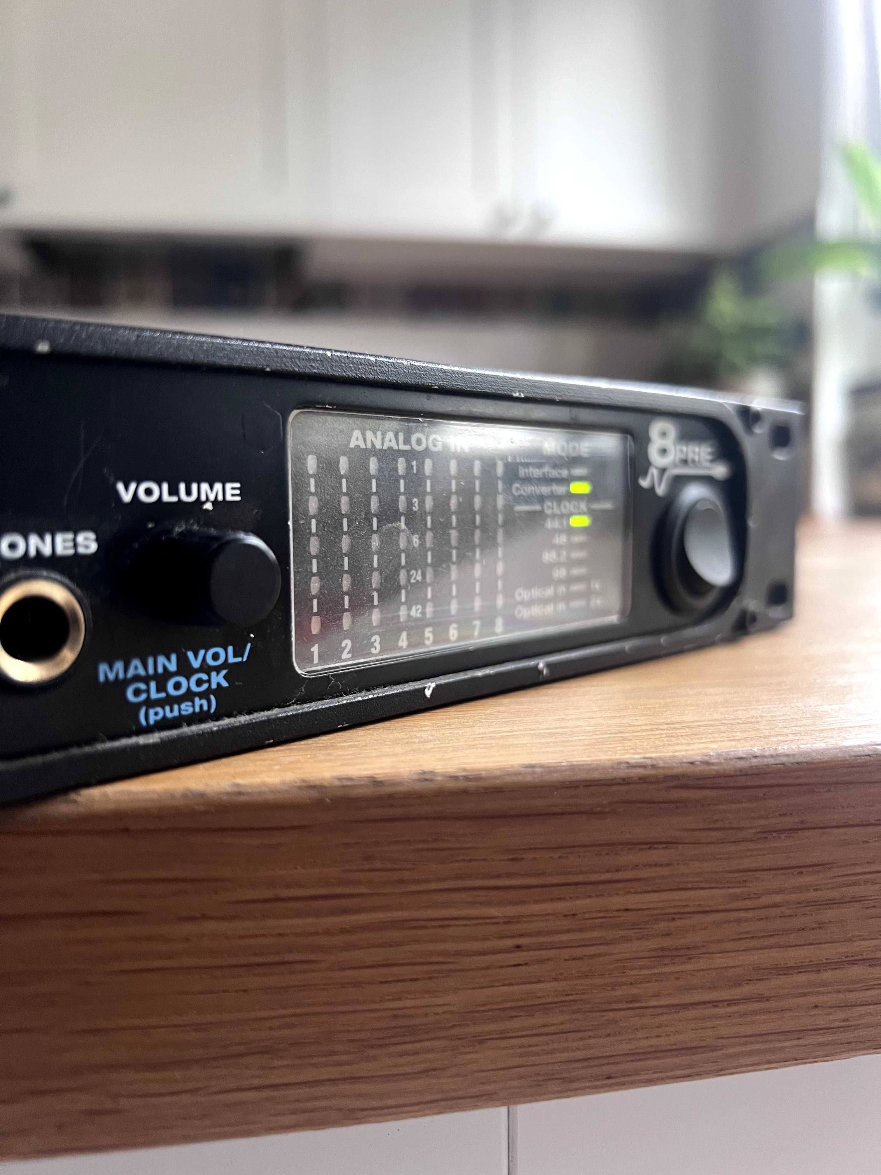 interfejs audio / konwerter MOTU 8pre Firewire.