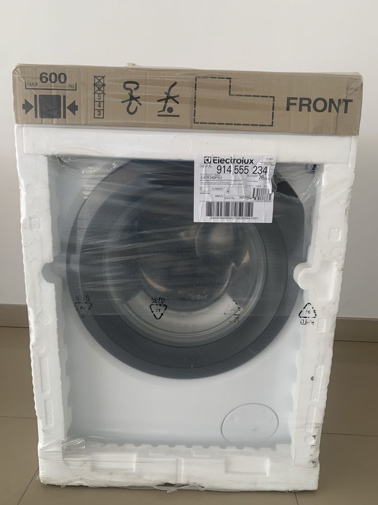 Пральна машина Electrolux EW7F249PSU