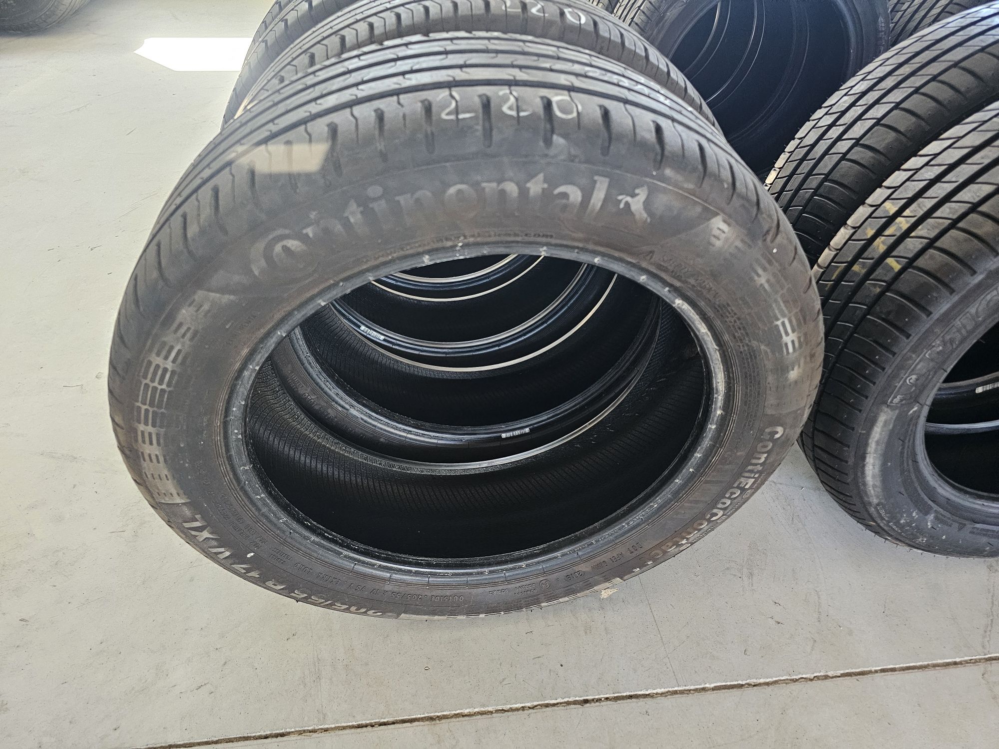 205/55R17 Continental Conti Eco Contact 5 Lato