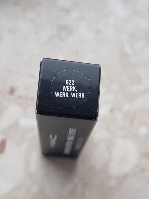 MAC powder kiss lipstick szminka