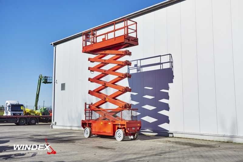 Podnośnik nożycowy JLG LIFTLUX 180-12