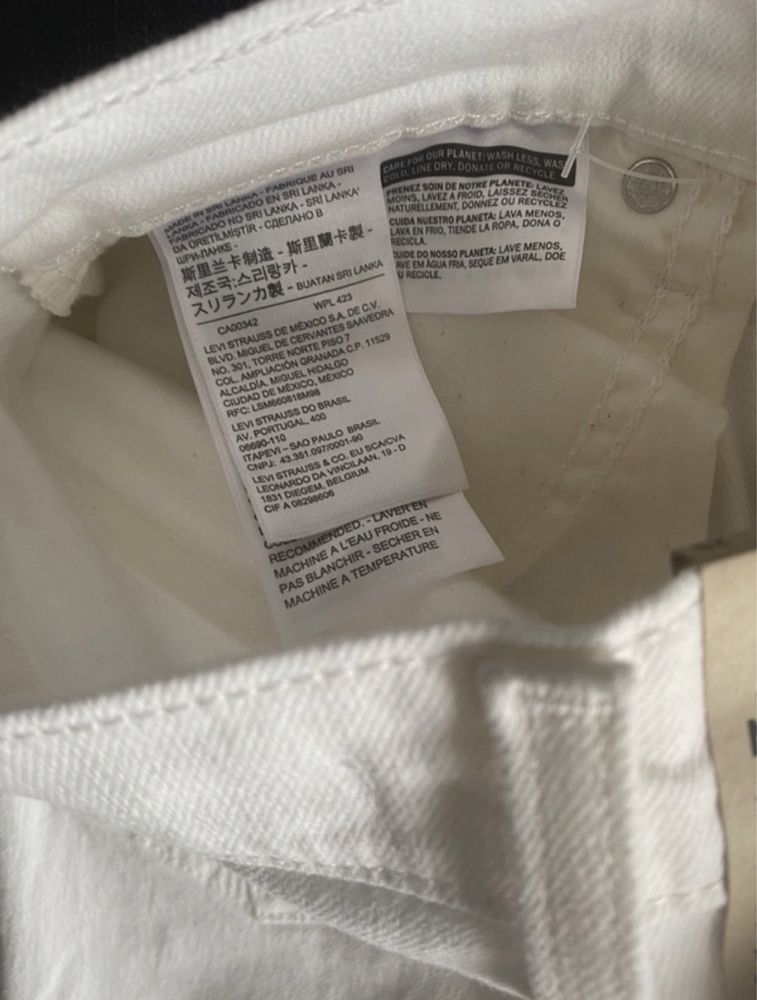 Spodnie Mom Jeans LEVI’S w25 kolor biały