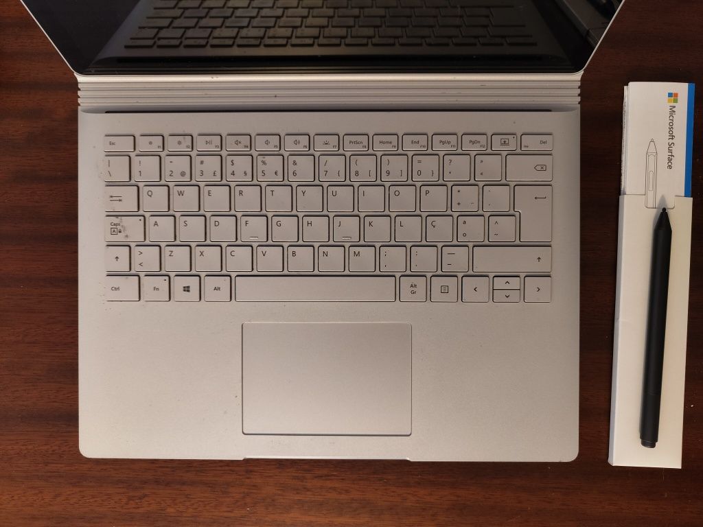 Computador portátil Microsoft surface pro 2