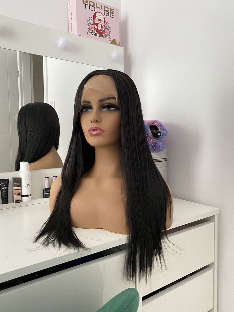 Peruka ciemny brąz 55 cm lace front