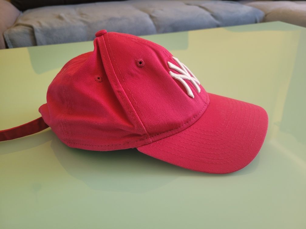 Czapka new era różowa