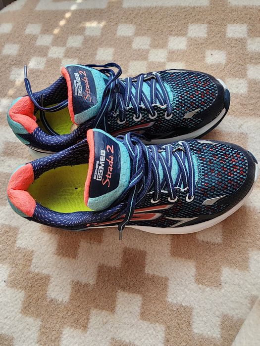 Кросівки унісекс skechers