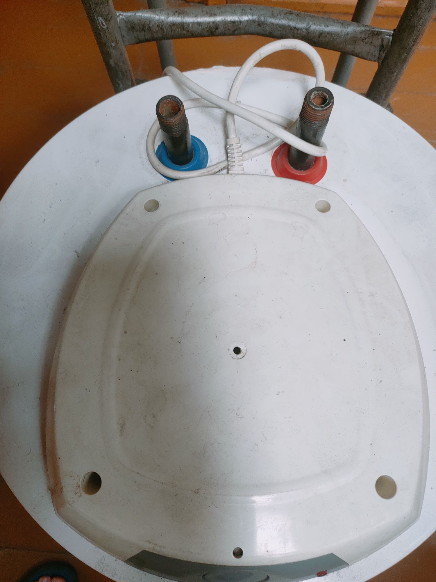 Bojler elektryczny 40 l