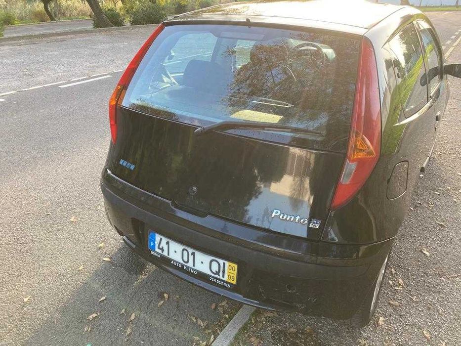 Fiat Punto preto 1.2 - 16V - (2000) - 3 portas