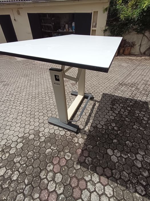 Estirador de desenho Neolt