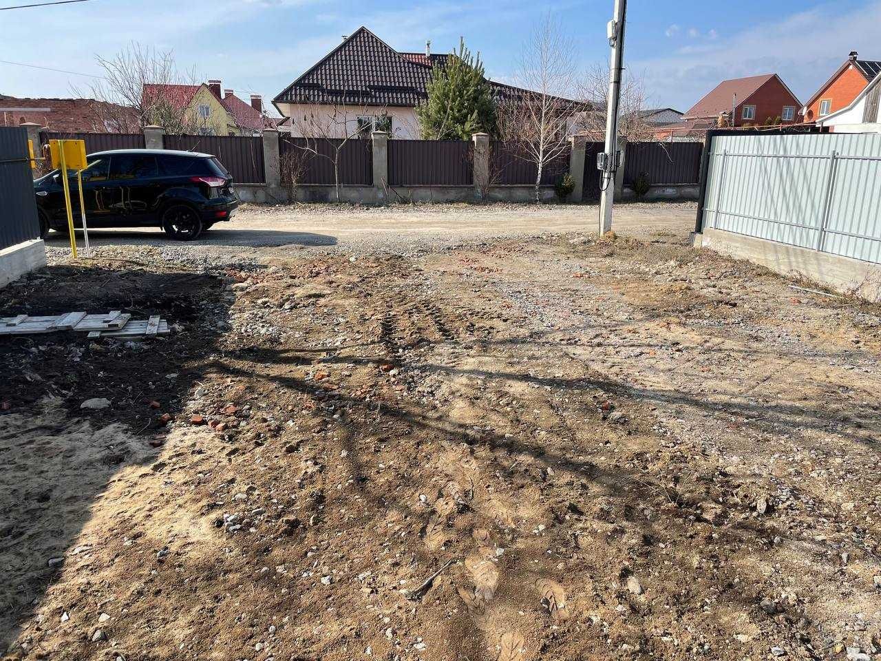 Продаж будинку у межах міста з газом!