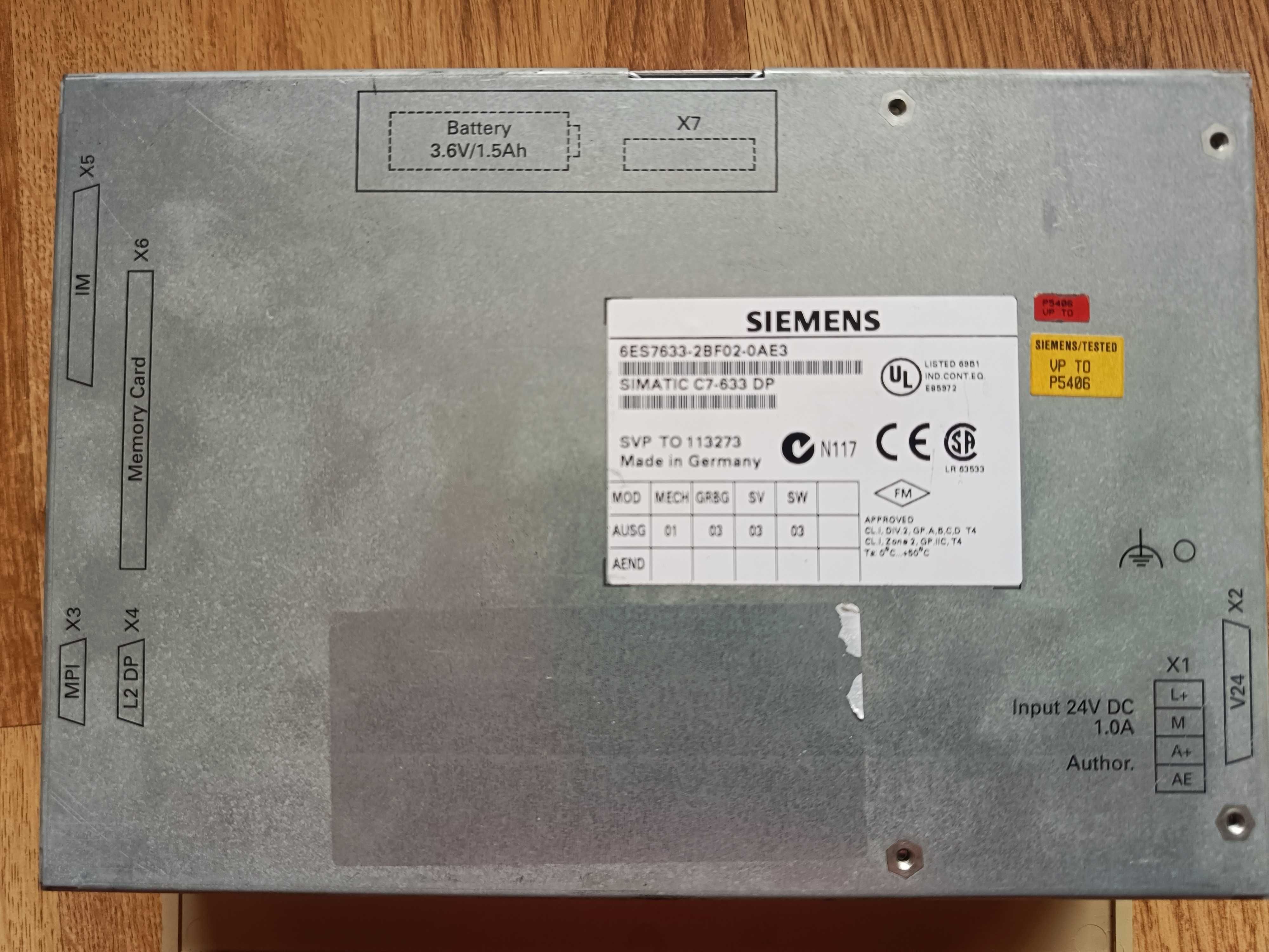 Siemens PLC + HMI 6ES7 630-0DA00-0AB0 / 6ES7 633-2BF02-0AE3