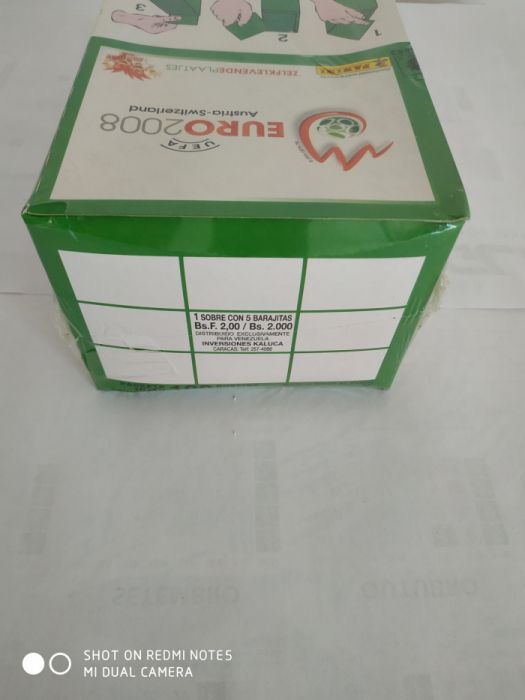 Caixa de cromos euro 2008 panini