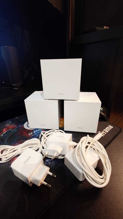 NOVA TENDA Tri -band WIfi Router Mesh